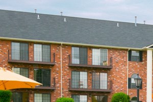 Georgetown Park Apartments Fenton, MI Pool